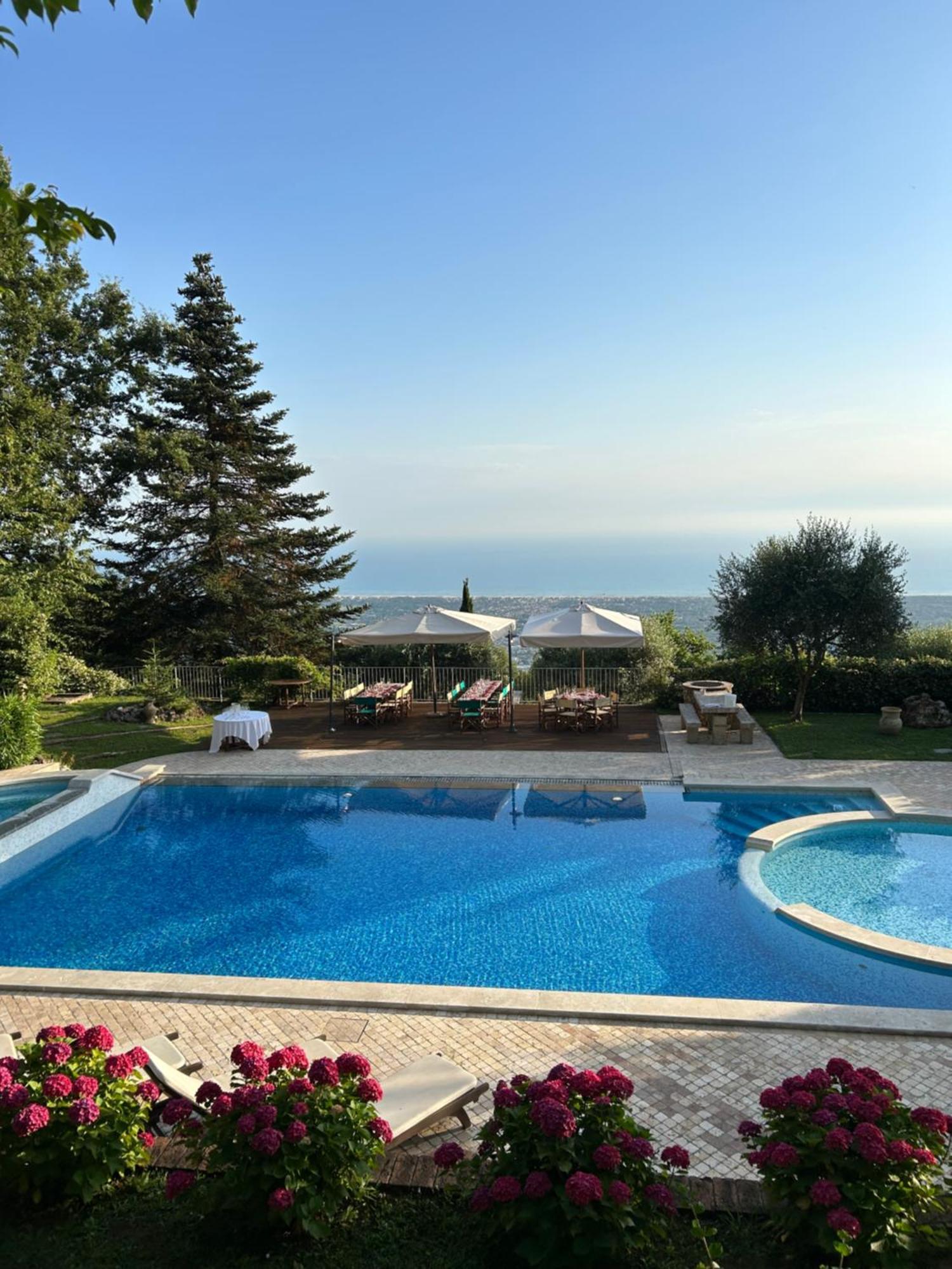 La Terrazza Sulla Versilia Pietrasanta Eksteriør billede